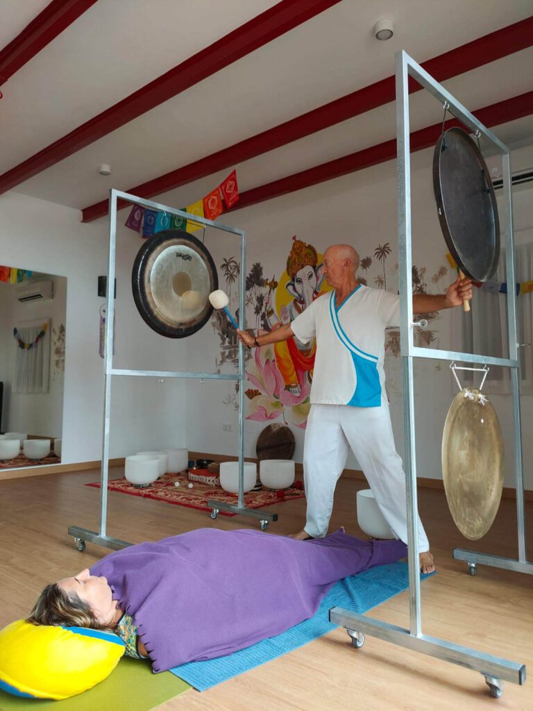 Carles Viajes de Sonido Akasha Carles Viajes de Sonido Akasha